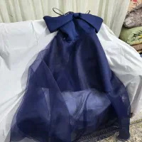 لباس مجلسی|لباس|تهران, قیام|دیوار