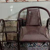 میز تلفن تر تمیز در حد نو جنس خوب