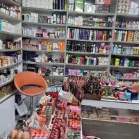 فروشنده خانم