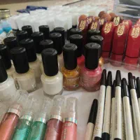 مقداری لوازم آرایشی بهداشتی|حراج|ساوه, |دیوار