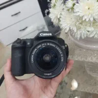 دوربین 50d