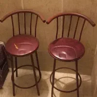 دو عدد صندلی پایه بلند به فروش می رسد|صندلی و نیمکت|تهران, آزادشهر|دیوار