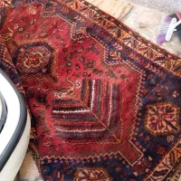 یک قالیچه قدیمی همراه با خورجین قدیمی|کلکسیون اشیاء عتیقه|شیراز, ارم|دیوار