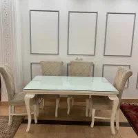 میزناهار خوری ۶نفره  ۴عدد استخونی ۲عدد بنفش|میز و صندلی غذاخوری|رشت, لاکان شهر|دیوار