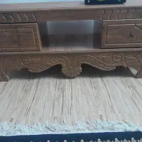 میز بسیار زیبا درحد نو