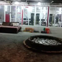 به دو نفر نیرو جهت همکاری در سوپرمارکت و غذاخوری