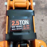 جک سوسماری ۲.۵ کورسی|ماشین‌آلات صنعتی|ایلام, |دیوار