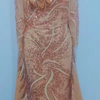 لباس مجلسی خاص با گل و برگ جداشدنی فقط ۳ میلیون