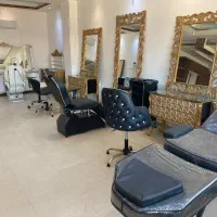 تجهیزات ووسایل کامل سالن آرایشگاه|آرایشگاه و سالنهای زیبایی|لاهیجان, شیخ زاهد|دیوار