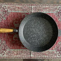 دو عدد تابه و ماهیتابه خارجی