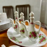 ظروف گل سرخی|کلکسیون اشیاء عتیقه|کرج, کارخانه قند|دیوار