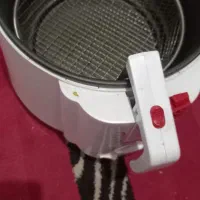 سبزی خورد کن. سرخ کن ۲عدد.بخارشور دلونگی۲عدد.توستر