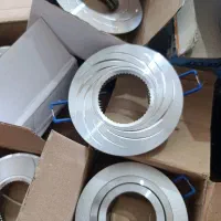 قاب لامپ رو کار|لامپ و چراغ|شیراز, کوشک میدان|دیوار