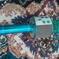 اسپیکر میکروفونی