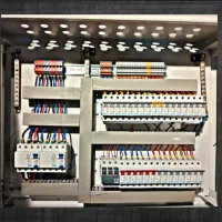 تعمیر و ساخت و نصب تابلو برق صنعتی و برق ساختمان|خدمات پیشه و مهارت|خمین, |دیوار