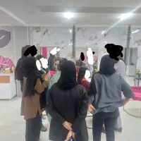 همکاری با مربی و هنرجو در حوزه آرایشگاه وآموزشگاه|استخدام درمانی، زیبایی، بهداشتی|صدرا-فارس, فاز ۱|دیوار