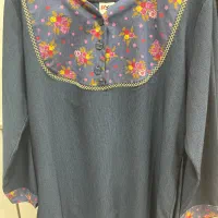 فروشنده پوشاک زنانه