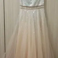 یک عدد لباس عقد|لباس|تبریز, |دیوار