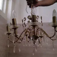یک جفت لوستر هشت شاخه