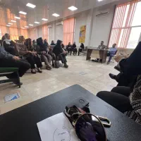 خانم آشنا با فضای مجازی تولید محتوا