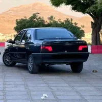 پژو ۴۰۵ مشکی داخل کرم