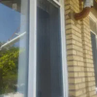 توری پلیسه پنجره