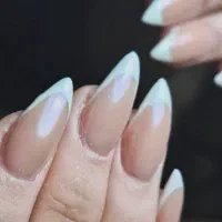 کاشت ناخن مسکن