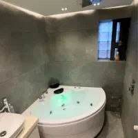 کد510/اجاره ویلا استخر آبگرم و جکوزی/بیلیارد|اجارهٔ کوتاهمدت ویلا و باغ|شیراز, شهرک گلستان|دیوار