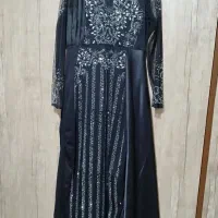 لباس مجلسی نو|لباس|صدرا-فارس, فاز ۱|دیوار