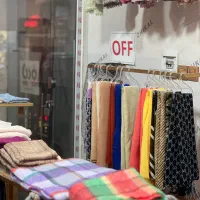 شال زیر قیمت عمده به علت تغییرات|لباس|اراک, |دیوار