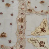 رومیزی فروشی و دوتا پرده حریر|پرده، رانر، رومیزی|اردکان, |دیوار