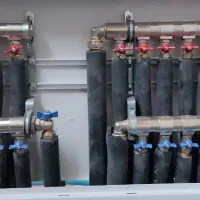 لوله کشی آب و فاضلاب.نصب شیر آلات ،رادیاتور،