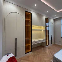 مشاور طراح و مجری دکوراسیون داخلی کابینت و نما