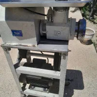چرخ گوشت رستورانی 32