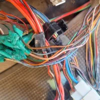 نیازمند شاگردبرق خودرو باطری سازوتنظیم موتور