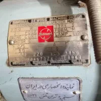 دینام چرخ خیاطی صنعتی بزرگ|چرخ خیاطی و ریسندگی|بروجرد, |دیوار