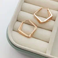 نگران نداشتن طلا نباشید گوشواره های ژوپینگ طرح یاس