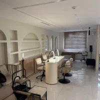 اجاره سالن زیبایی لوکس و آماده کار