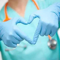 نیاز مندمراقب یا پرستار خانم