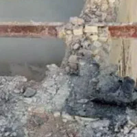 خاکبرداری وتخریب انجام میشود