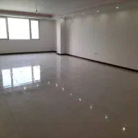 یه واحد شیک عالی لوکیشن خوب 135M