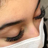 اکستنشن مژه و لیفت مژه و ابرو و آموزش تخصصی|خدمات آرایشگری و زیبایی|کرمانشاه, |دیوار