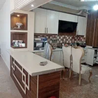 فروش کابینت.بدنه کاملا سالم .و با سینک و هود وگاز