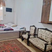 به یک خانم جهت نظافت در هتل آپارتمان نیازمندیم