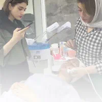آموزش تخصصی فیشیال توسط کارشناس پوست