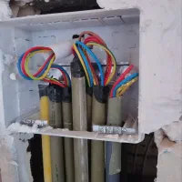 برق کار ساختمان.