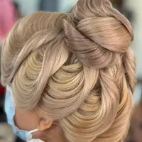 خدمات میکاپ و شنیون۶۹۹   رنگ ولایت آرایش دائم|خدمات آرایشگری و زیبایی|مشهد, هنرور|دیوار