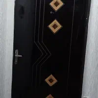 درب ورودی اپارتمان ب همراه نرده محافظ تاشو