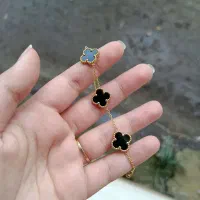 دستبند ونکلیف
