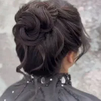 سالن خدمات زیبایی آرایشی میکاپ شنیون رنگ لایت ناخن|خدمات آرایشگری و زیبایی|تبریز, |دیوار